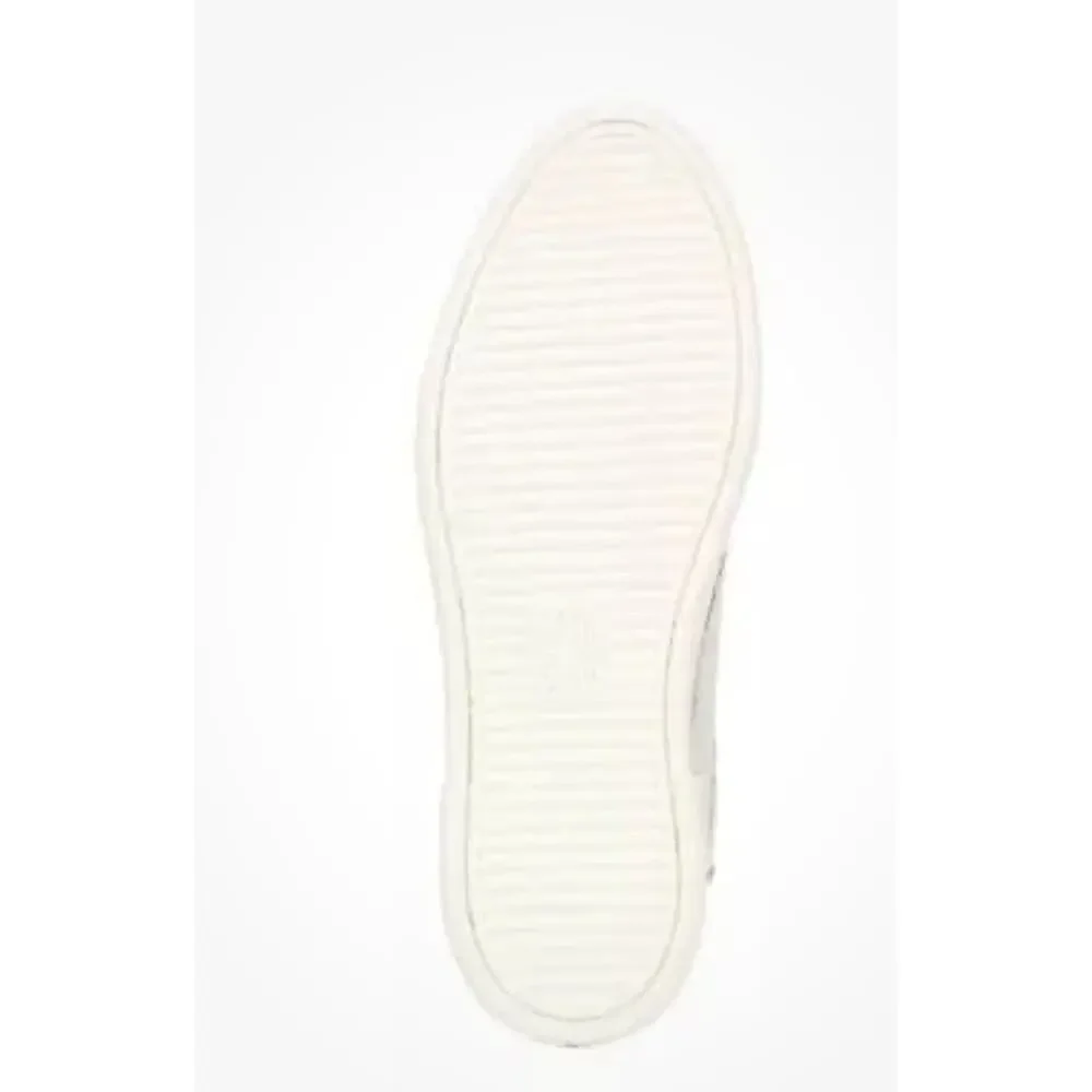 Naturalizer nice sneakers